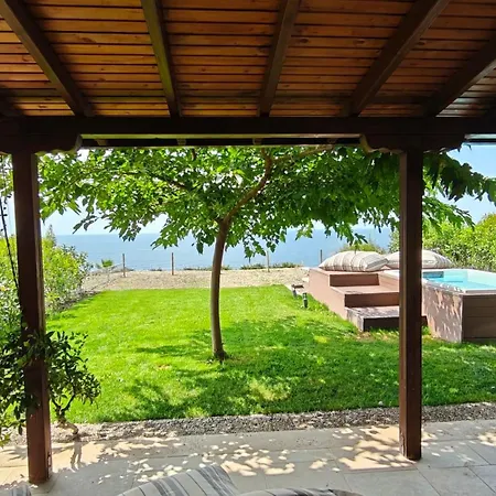 Andy's Place , By Halkidiki Вилла