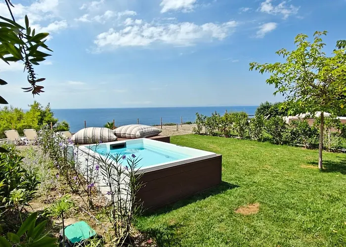 Andy's Place , By Halkidiki *